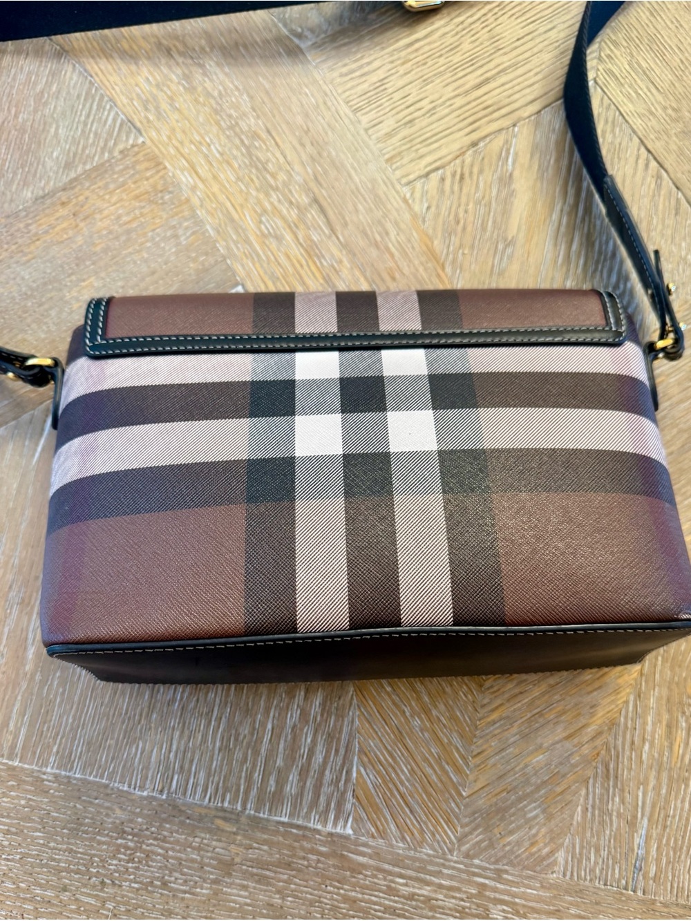 Burberry Note Giant Check E-Canvas Crossbody Bag - Picture 5 of 14